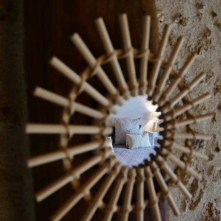 Domaine Du Cellier De La Couronne Bed & Breakfast เซซาน ภายนอก รูปภาพ