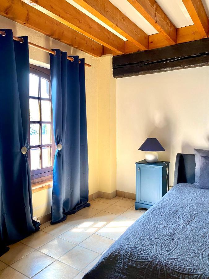 Domaine Du Cellier De La Couronne Bed & Breakfast เซซาน ภายนอก รูปภาพ
