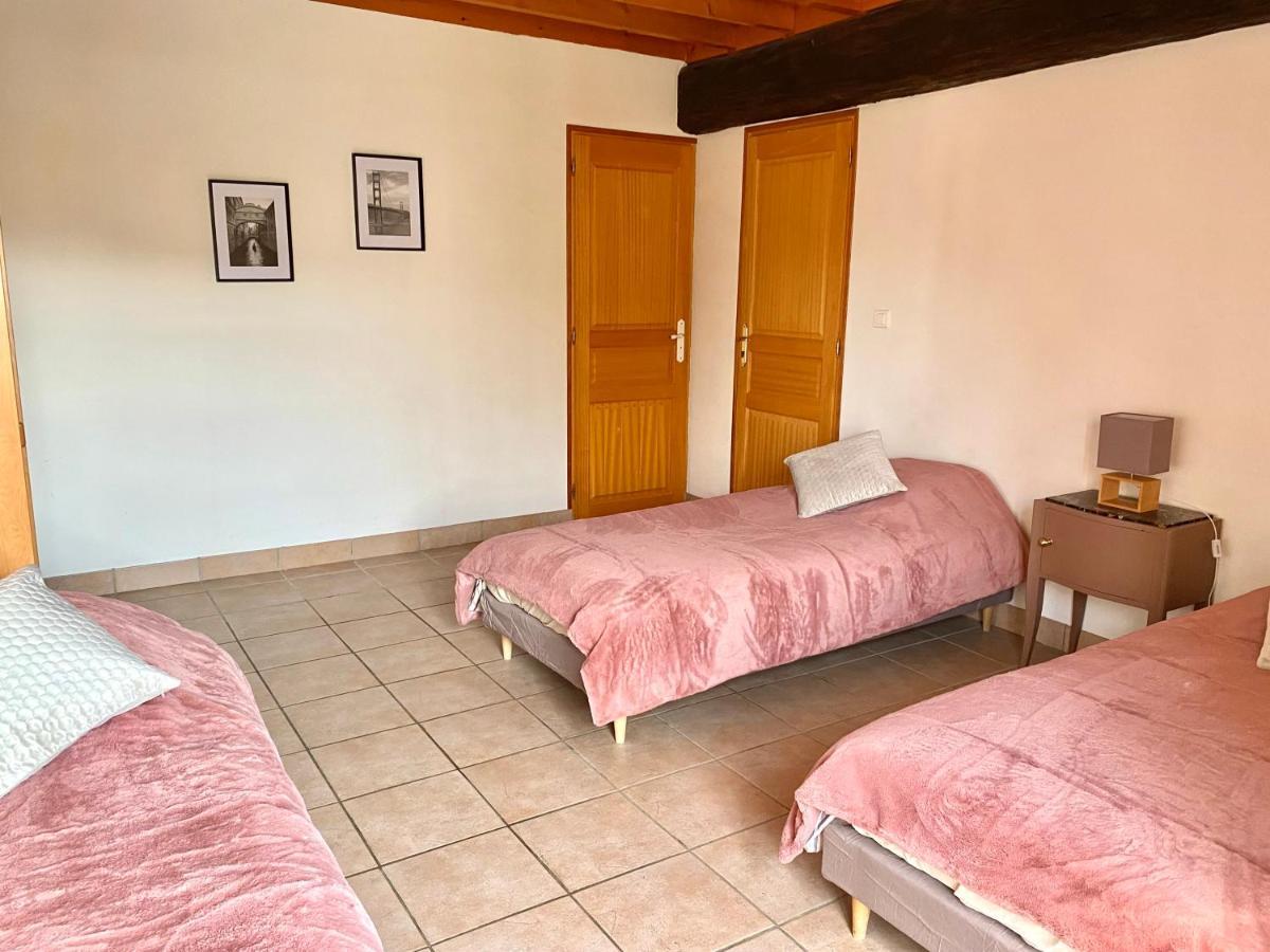 Domaine Du Cellier De La Couronne Bed & Breakfast เซซาน ภายนอก รูปภาพ
