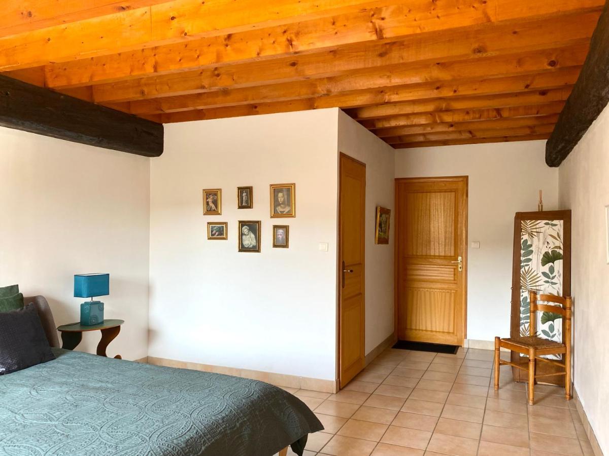Domaine Du Cellier De La Couronne Bed & Breakfast เซซาน ภายนอก รูปภาพ