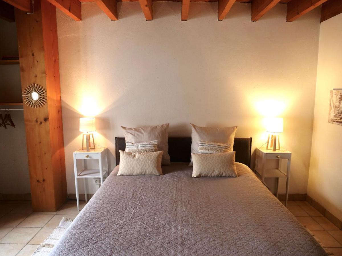 Domaine Du Cellier De La Couronne Bed & Breakfast เซซาน ภายนอก รูปภาพ