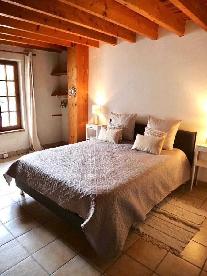 Domaine Du Cellier De La Couronne Bed & Breakfast เซซาน ภายนอก รูปภาพ
